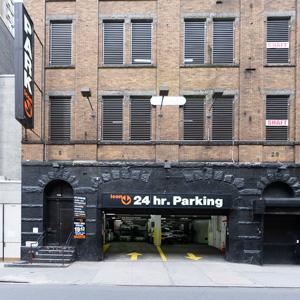 zALVA 47 PARKING LLC