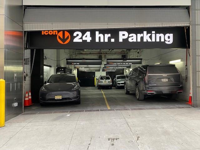 58TH & 7TH PARKING LLC